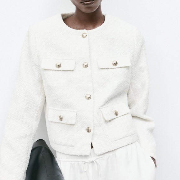 BNWOT Elegant H&M Cream and White Tweed Jacket with Gold Buttons Textured-Weave - Picture 2 of 12